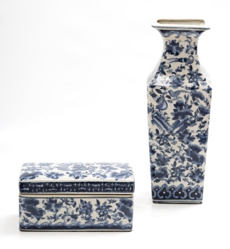 A&B Home - Caja decorativa de porcelana con tapa, color azul y blanco,  juego de 3 tarros de cerámica esmaltada pintados a mano, centro de mesa